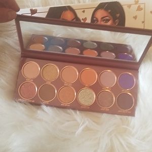 Kylie Cosmetics Makeup - NWT Kylie Cosmetics Kylie x Jordyn Palette Kylie Cosmetics Makeup - NWT Kylie Cosmetics Kylie x Jordyn Palette